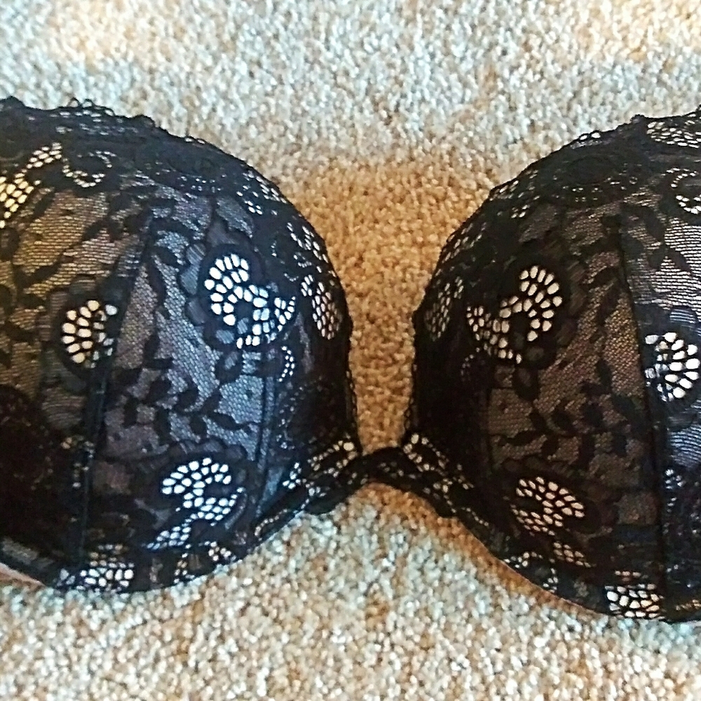 Victoria Secret bra